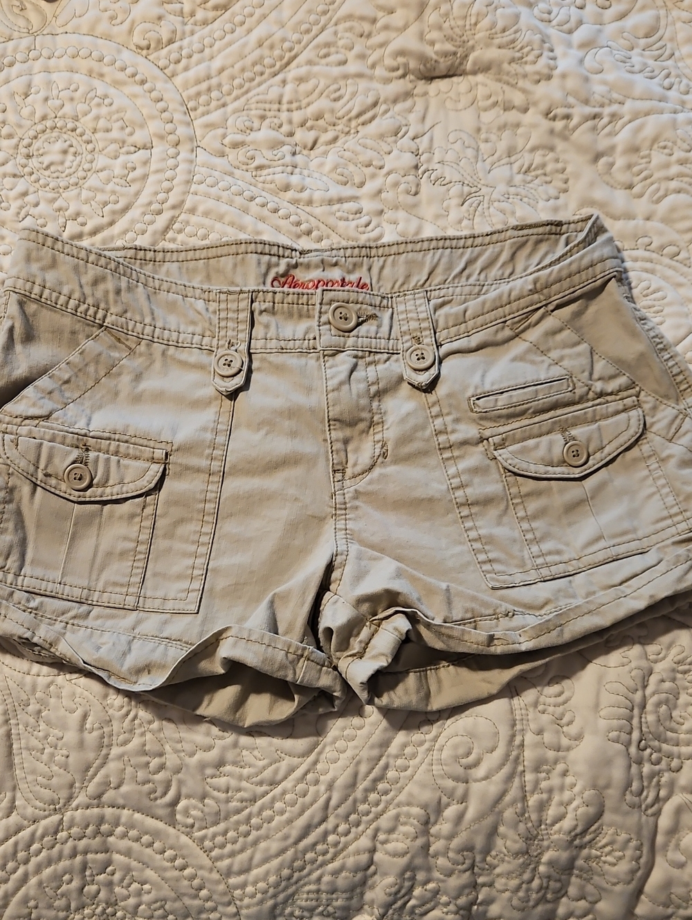 Aeropostale Women's Beige Cargo Shorts